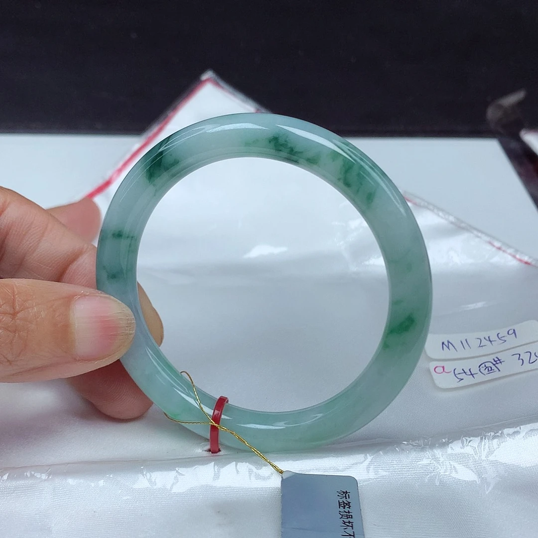 翡翠手镯未镶嵌54圈2459