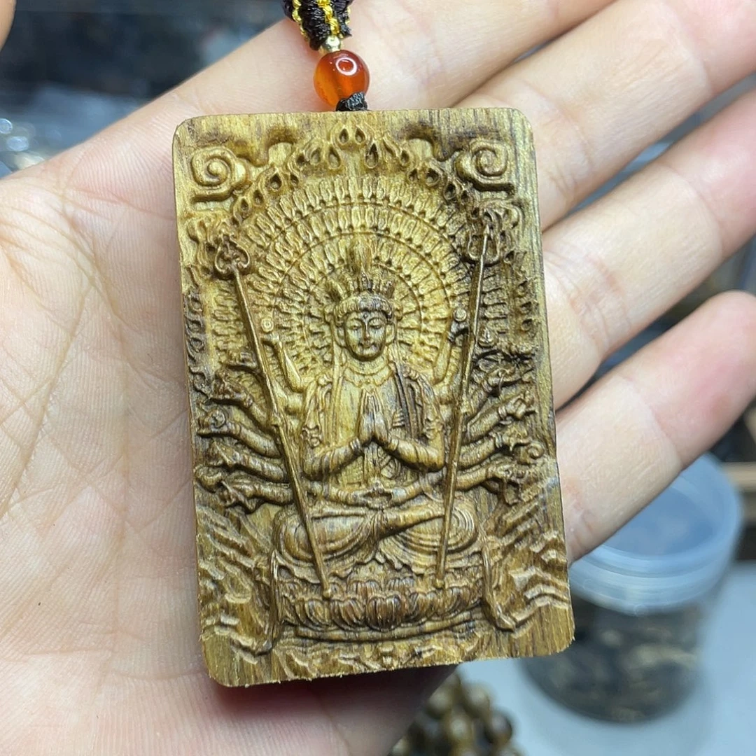 奇楠沉香牌子千手观音