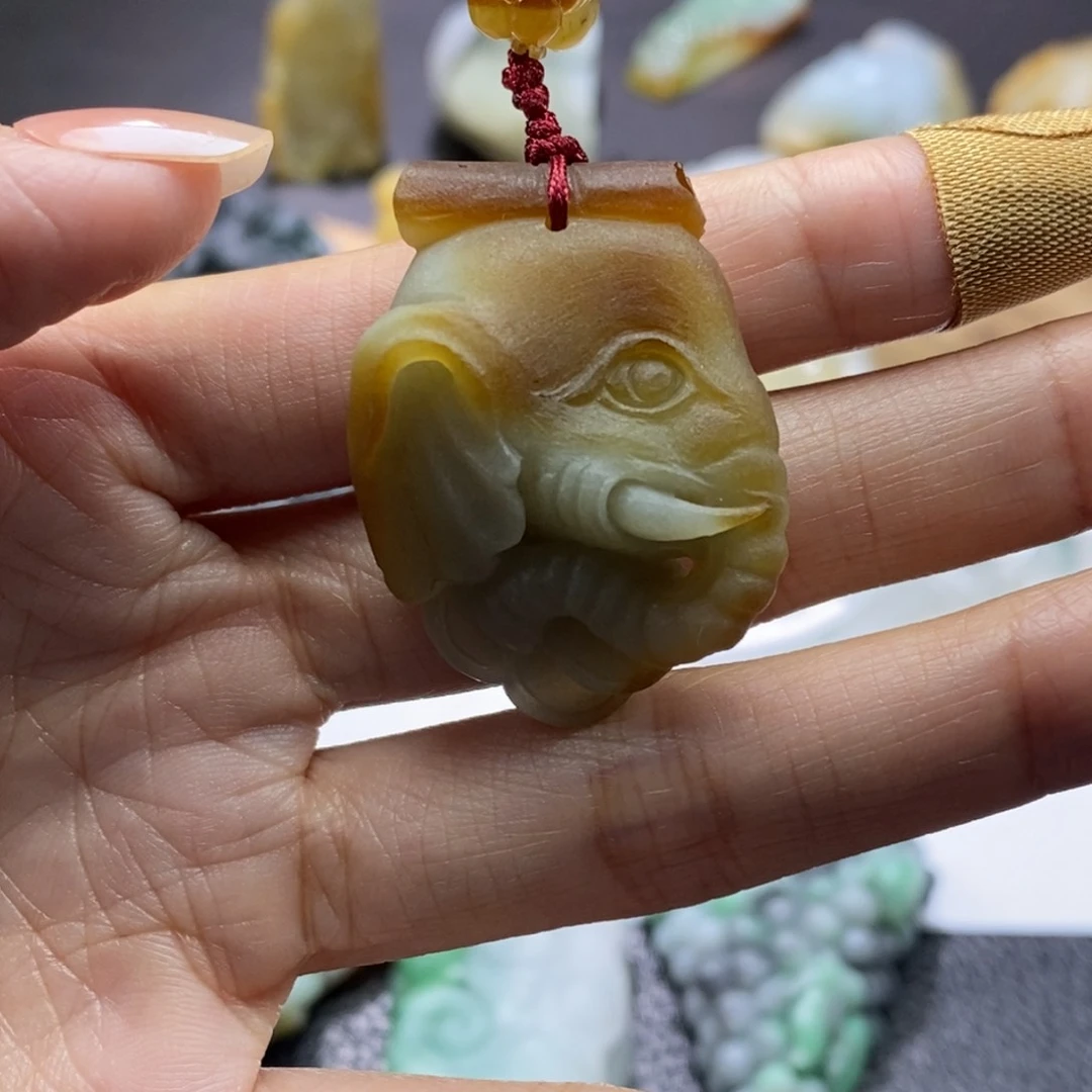 定制翡翠未镶嵌吉祥如意