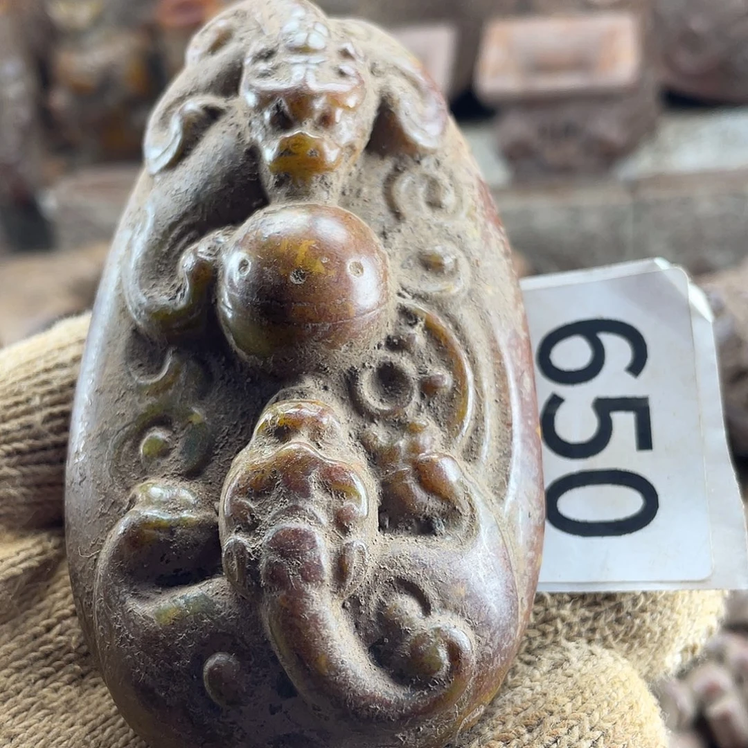 和田玉（糖玉）未镶嵌挂件