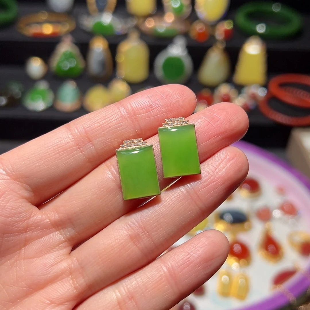 和田玉耳饰18K金镶嵌