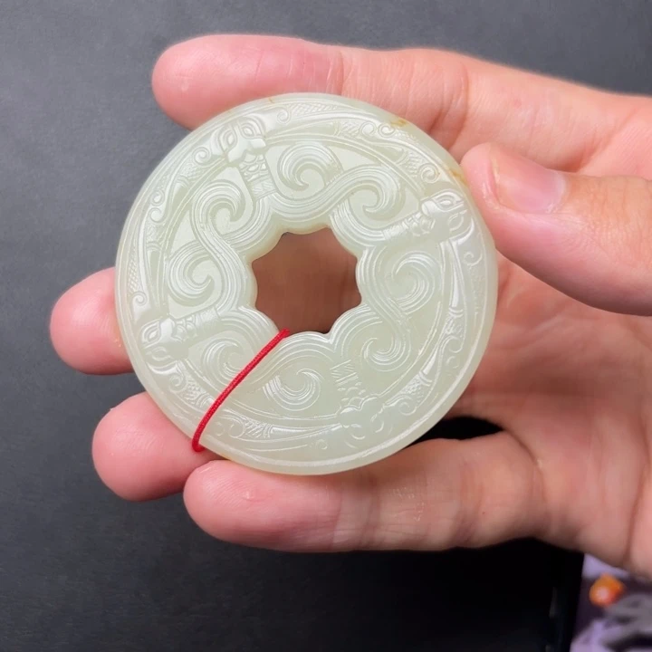 竹****和田玉未镶嵌颈饰