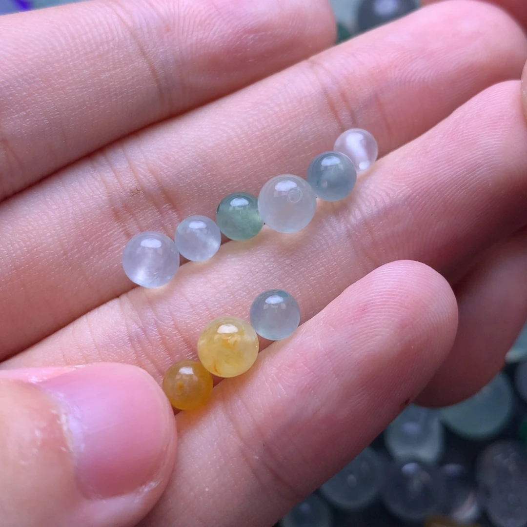 定制翡翠未镶嵌挂件