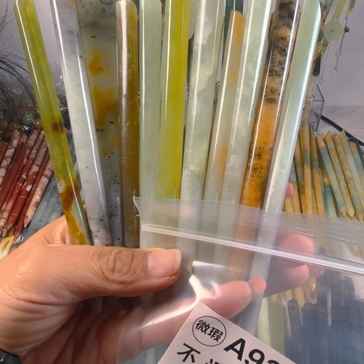 蛇纹石玉未镶嵌发簪