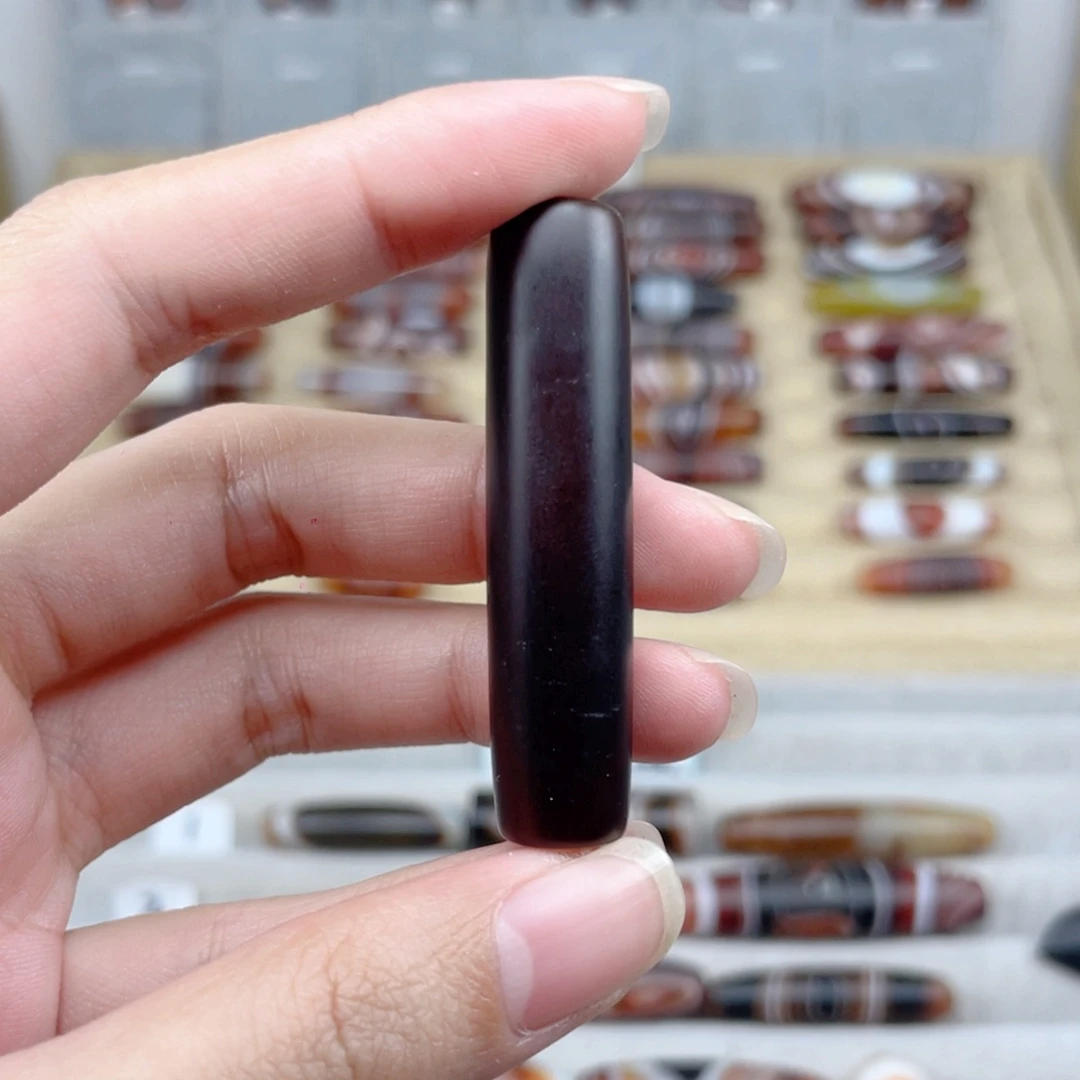 网***民玛瑙/玉髓合金颈饰