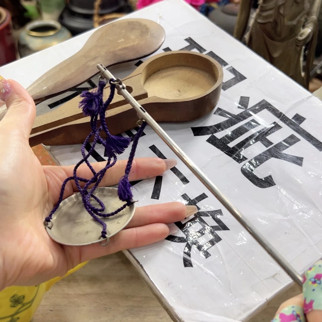 瓷片陶瓷艺术家们为自己制作艺术