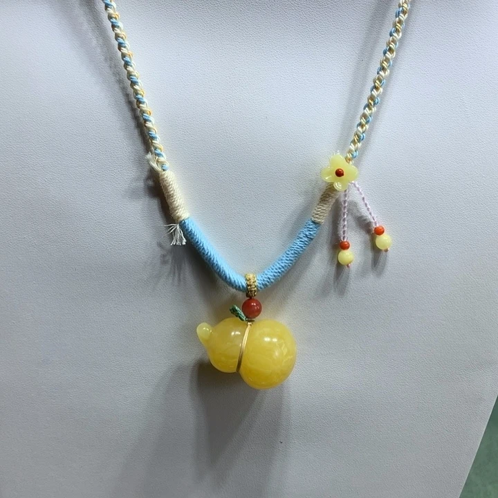蜜蜡未镶嵌颈饰吊坠