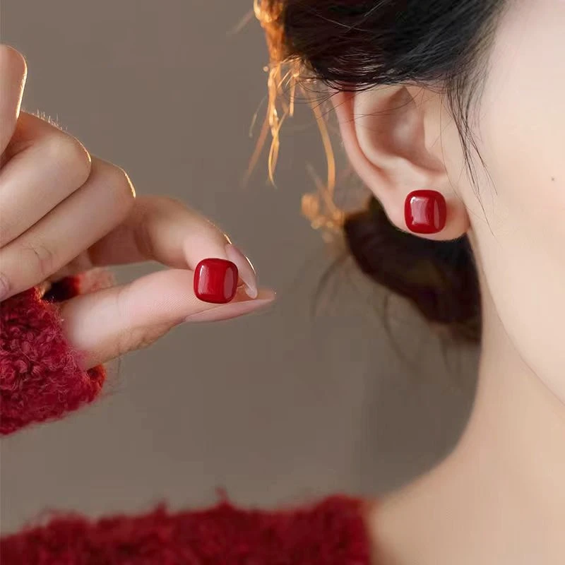 铜合金珐琅耳饰 【1329】法/OCGA 时尚小方糖耳钉（红色、香槟金色）