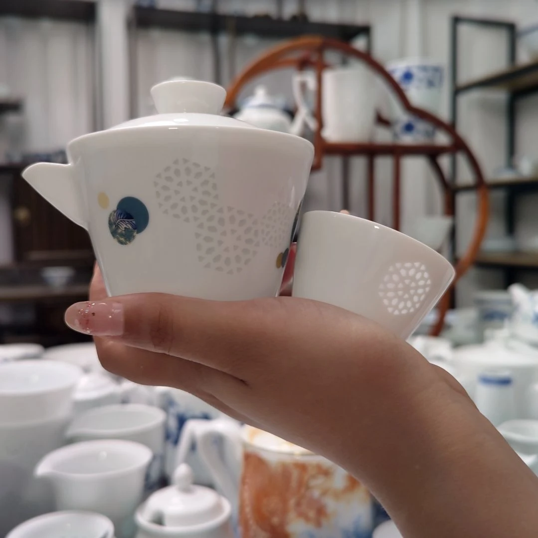 瓷梦幻旅行茶具一壶两杯