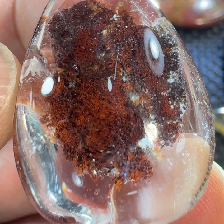 水晶吊坠(不含链)未镶嵌红***行