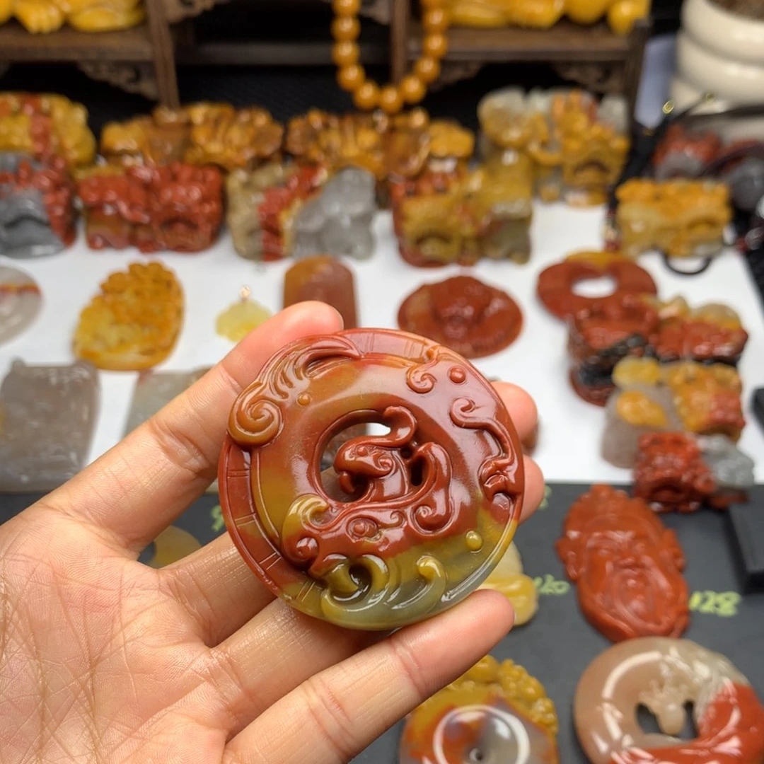 石英质玉（黄龙玉）挂件未镶嵌