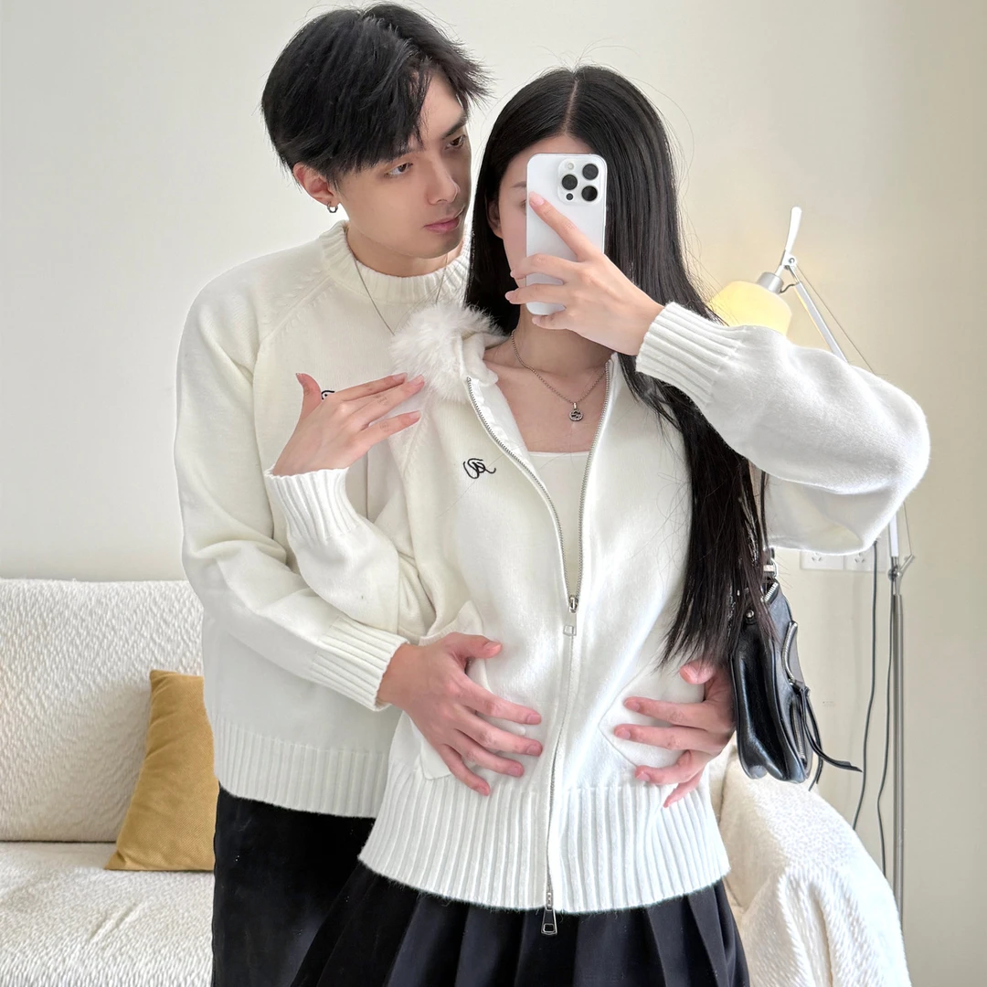 2025新款秋冬情侣装一男一女高级感法式温柔风毛衣气质百搭针织衫