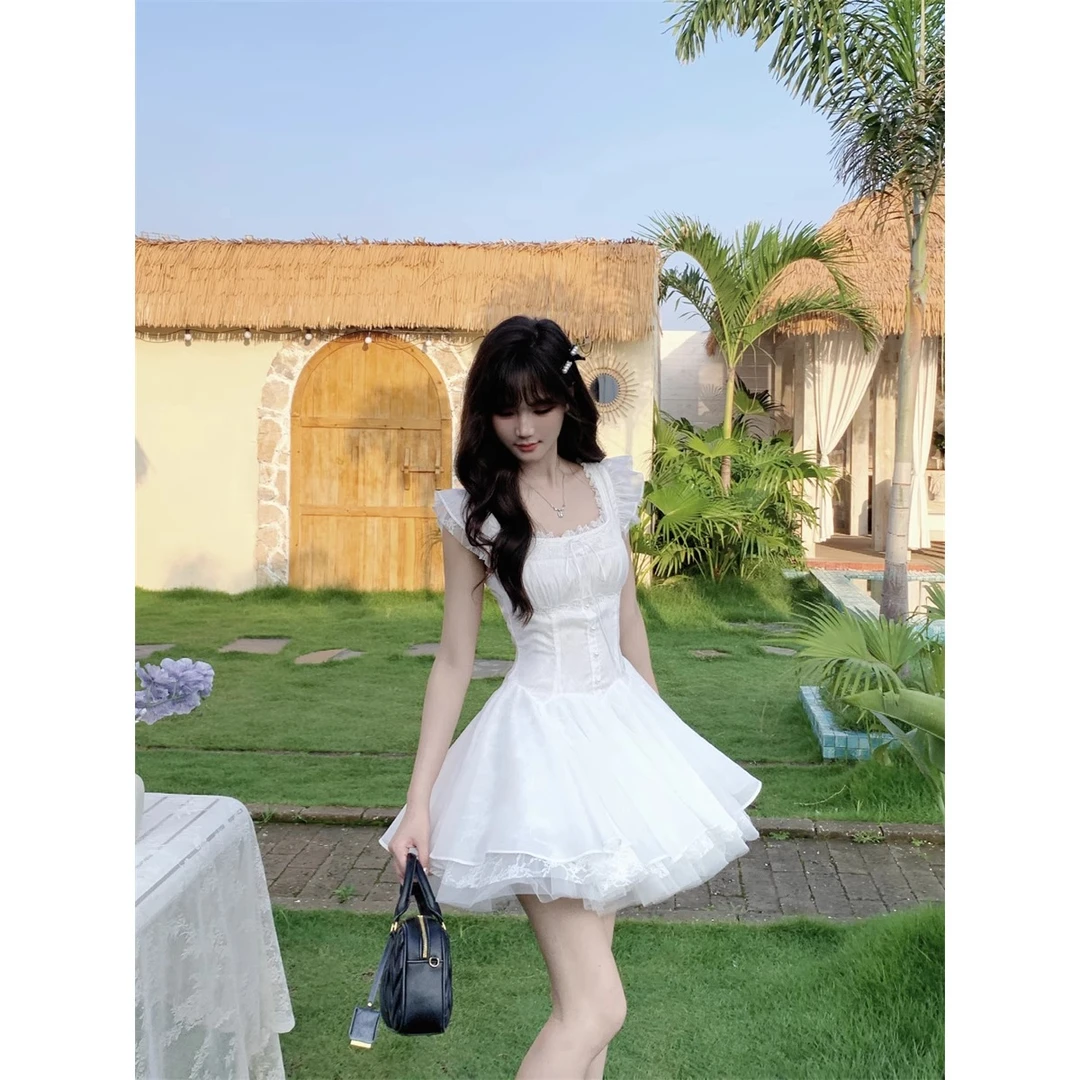 法式重工在逃公主裙网纱蓬蓬裙蕾丝生日少女纯欲甜美修身连衣裙夏