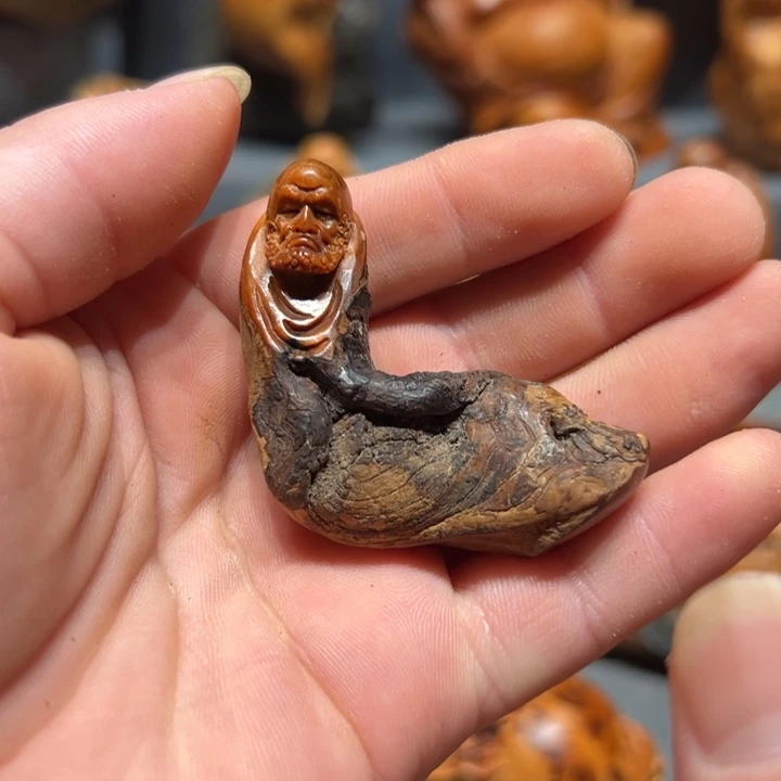 柏木（崖柏）点点，关注，感谢