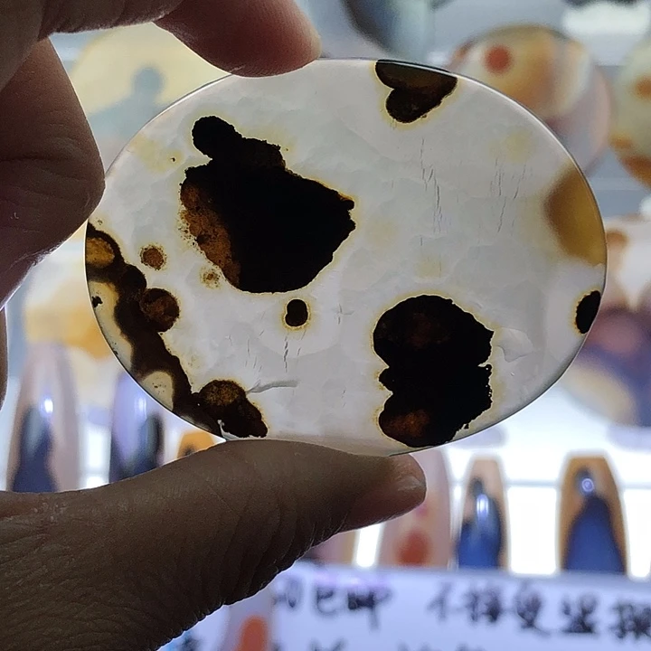 查罗石未镶嵌珠宝半成品108