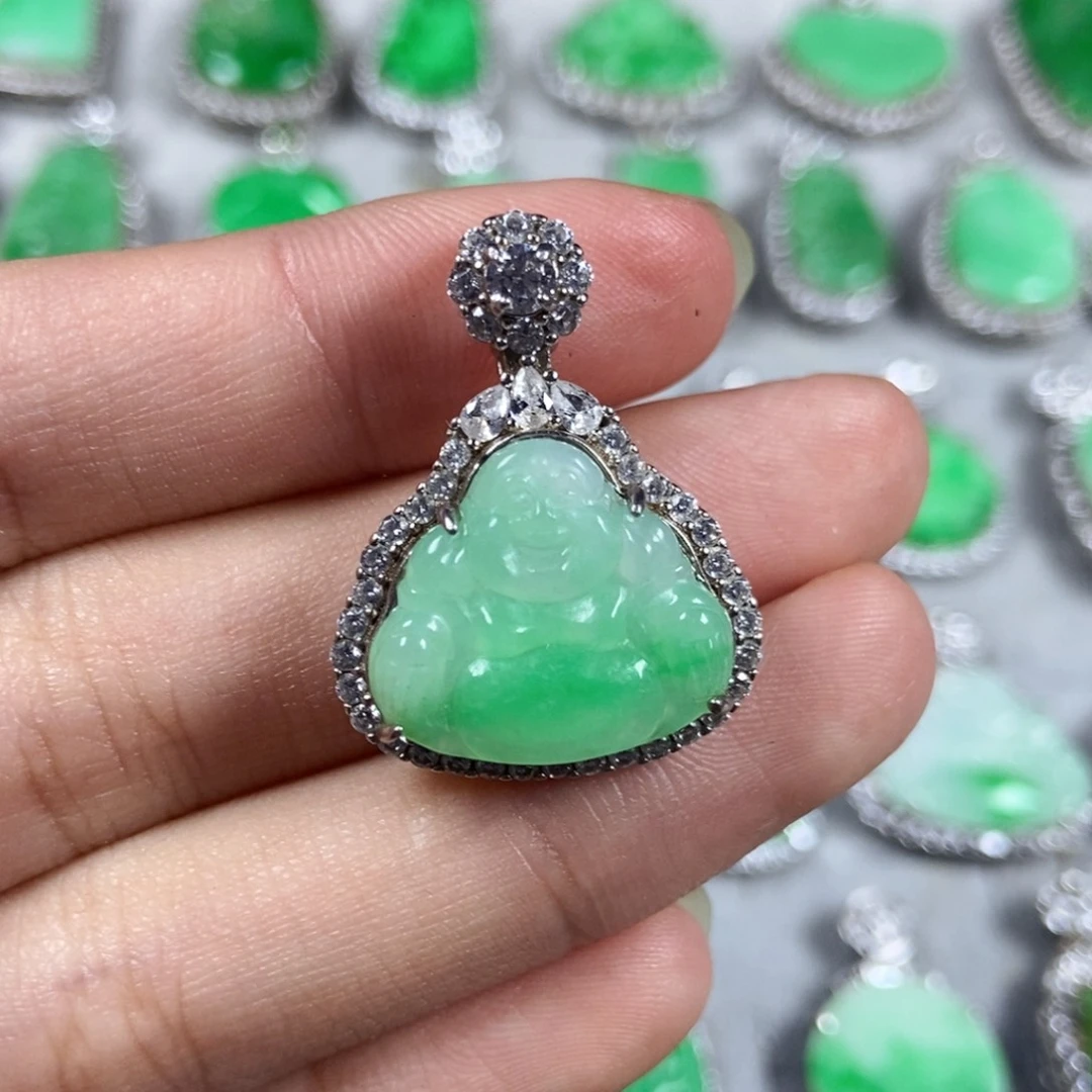 颈饰未镶嵌翡翠佛公