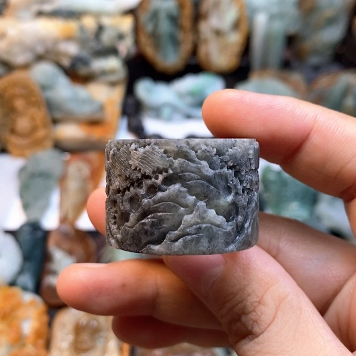 定制翡翠未镶嵌特色42