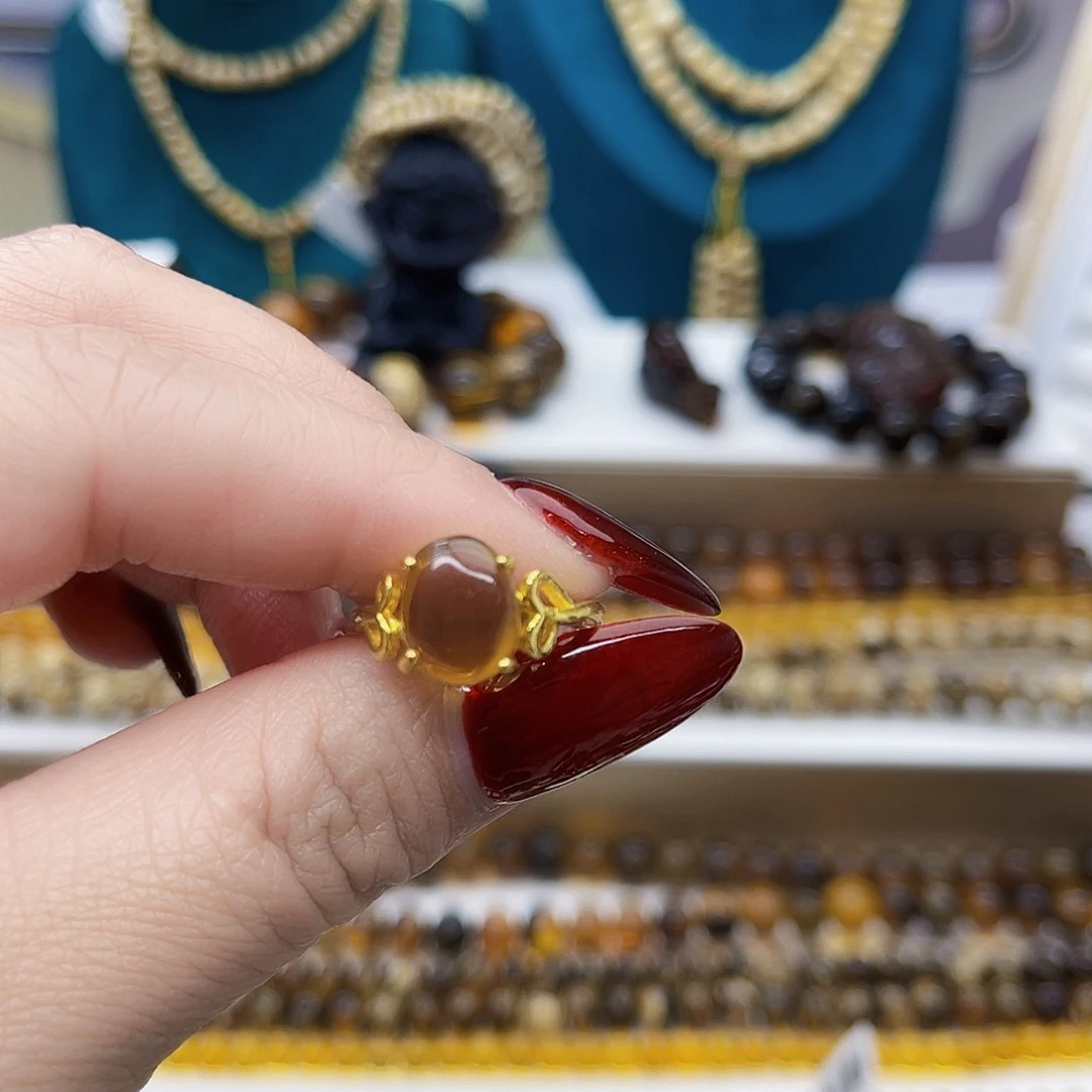 琥珀戒指未镶嵌?***?抚顺琥珀