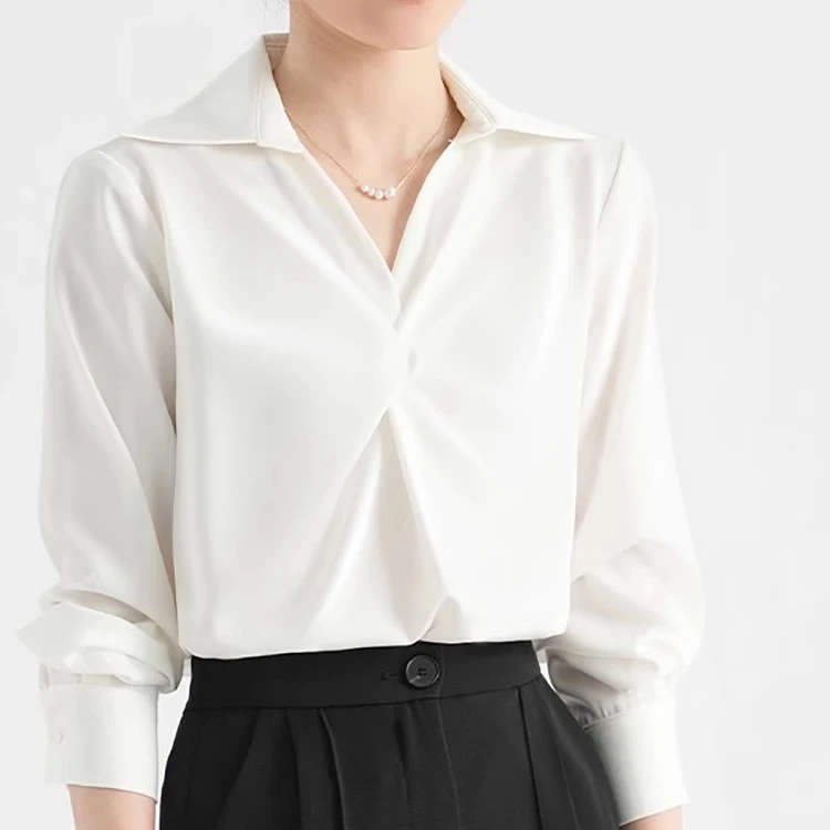 法式高级感缎面长袖衬衫女春秋季V领职业通勤扭结设计感别致上衣