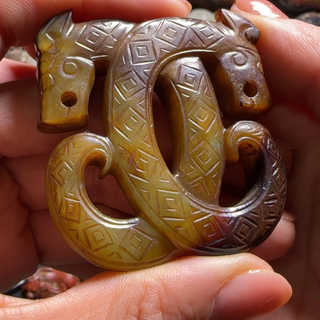 和田玉未镶嵌挂件