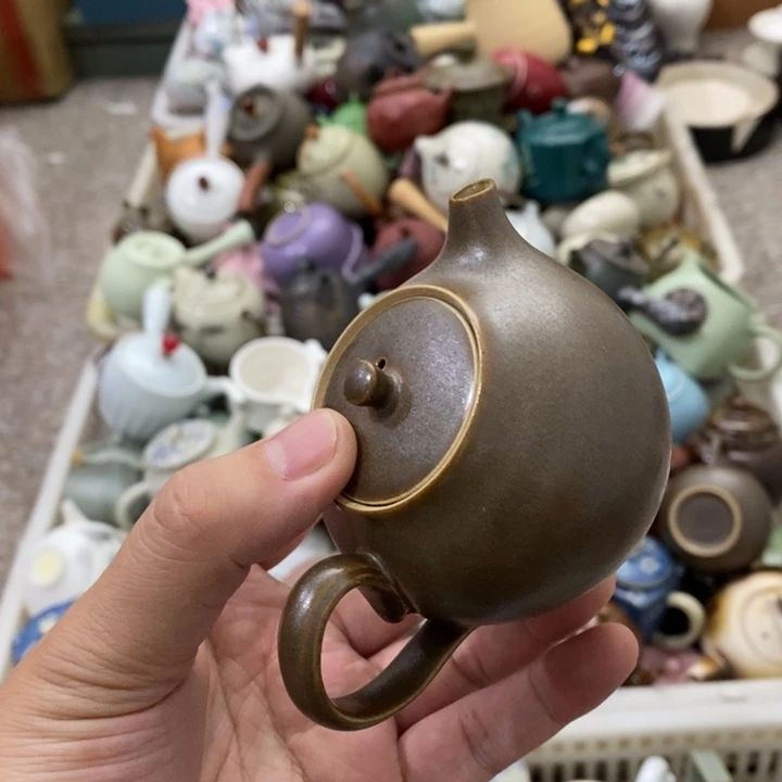 陶瓷艺术品及陶瓷壶及陶瓷