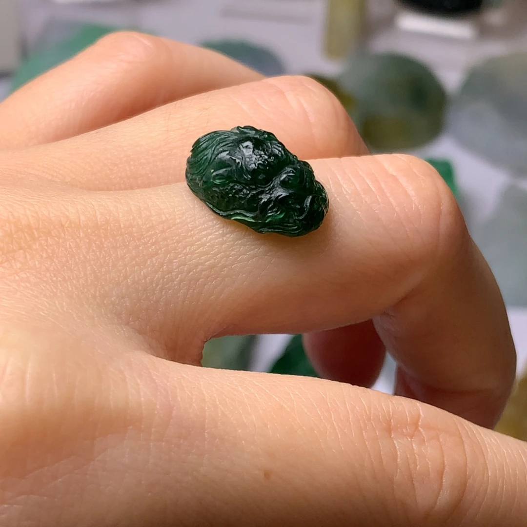 定制翡翠未镶嵌翡翠