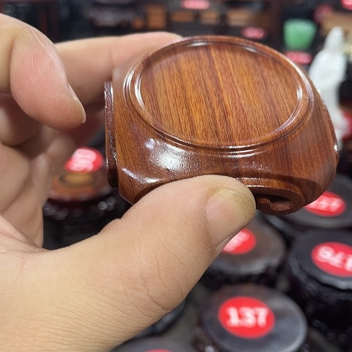 琉璃手工艺品红木底座工艺品