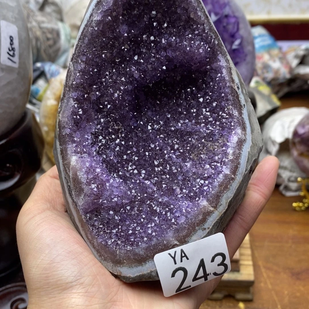 水晶大型摆件（非配饰）未镶嵌