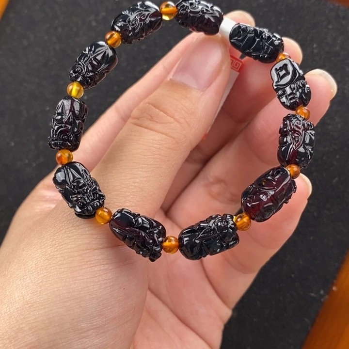 未镶嵌琥珀珠宝奇石