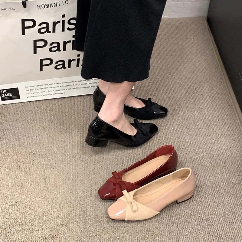 啄木鸟气质法式仙女漆皮蝴蝶结浅口方头单鞋秋季通勤拼接低跟瓢鞋