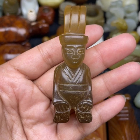 未镶嵌蛇纹石玉颈饰14