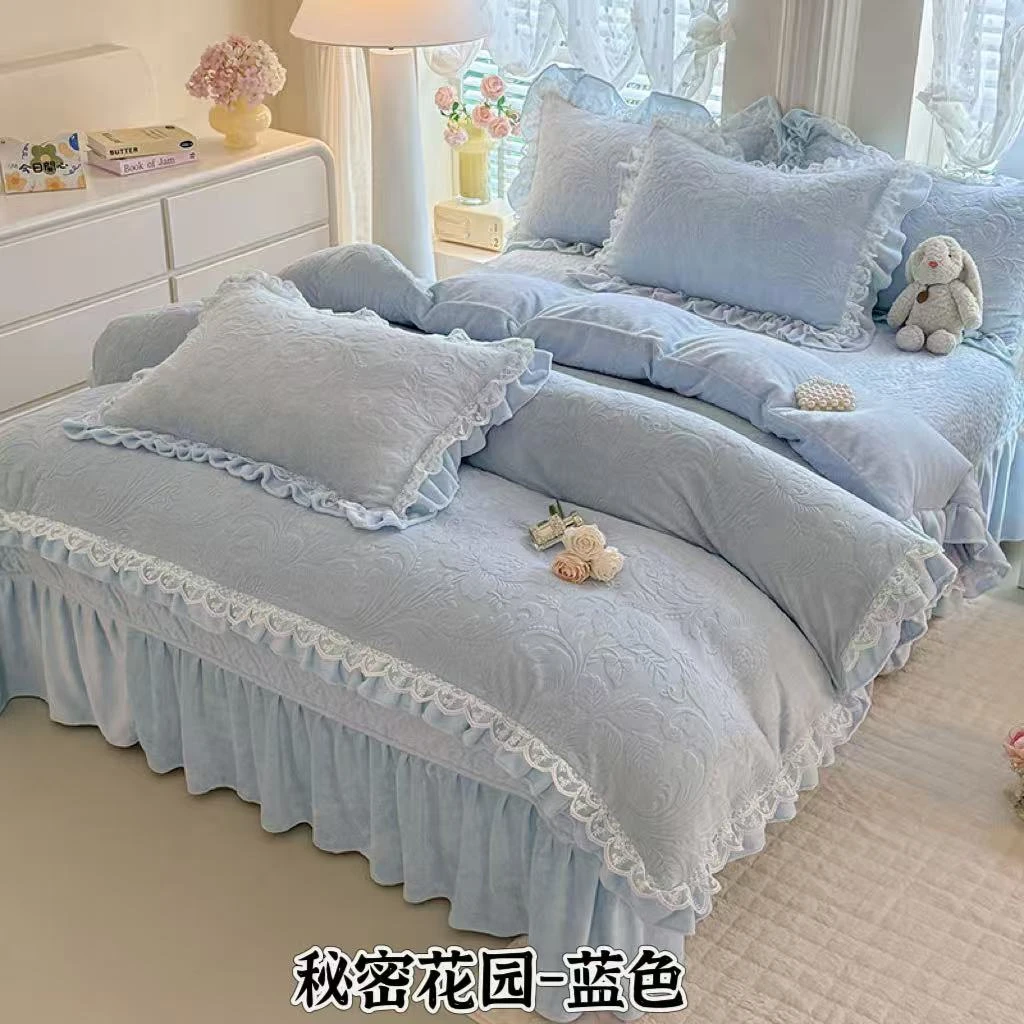 【晴美】高克重加厚牛奶绒雕花四件套-秘密花园-蓝色