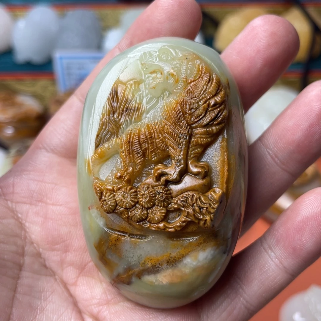 石材天然方解石手把件不退换