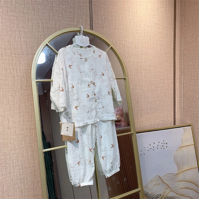 AA302     宝宝白色呼吸棉九分空调服套装   夏季