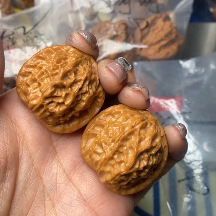 吊坠桃核瓷娃娃37福利