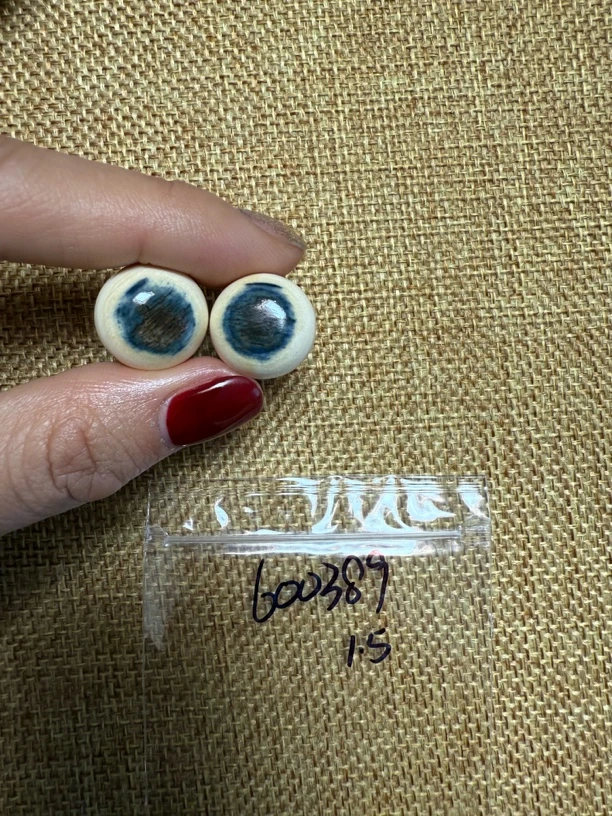 600389亚齐猛犸蓝眼睛对珠配饰