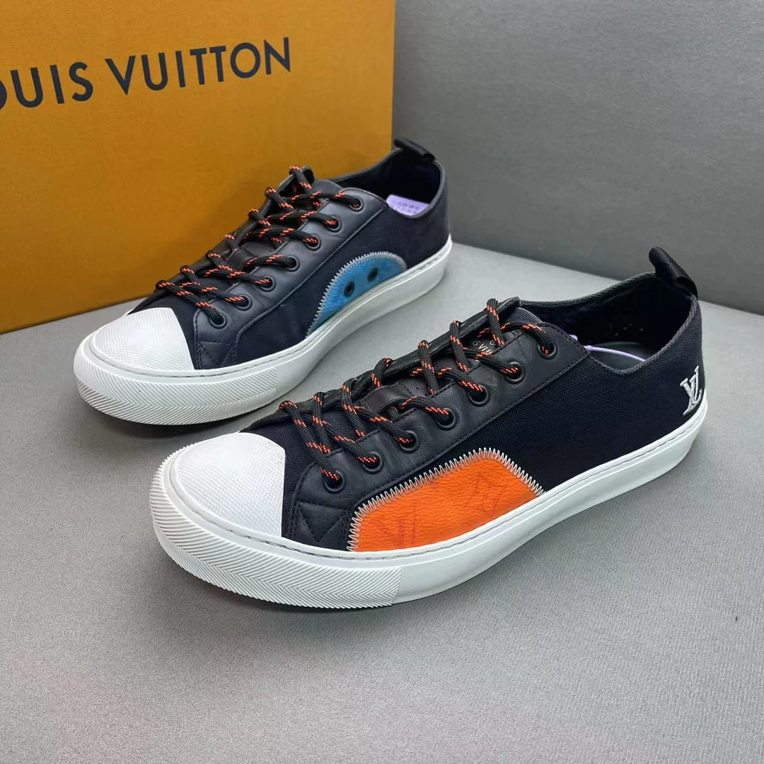 95新 LouisVuitton/路易威登 黑橙后跟logo时尚百搭低帮板鞋 41码