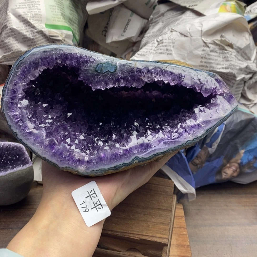 未镶嵌水晶珠宝半成品