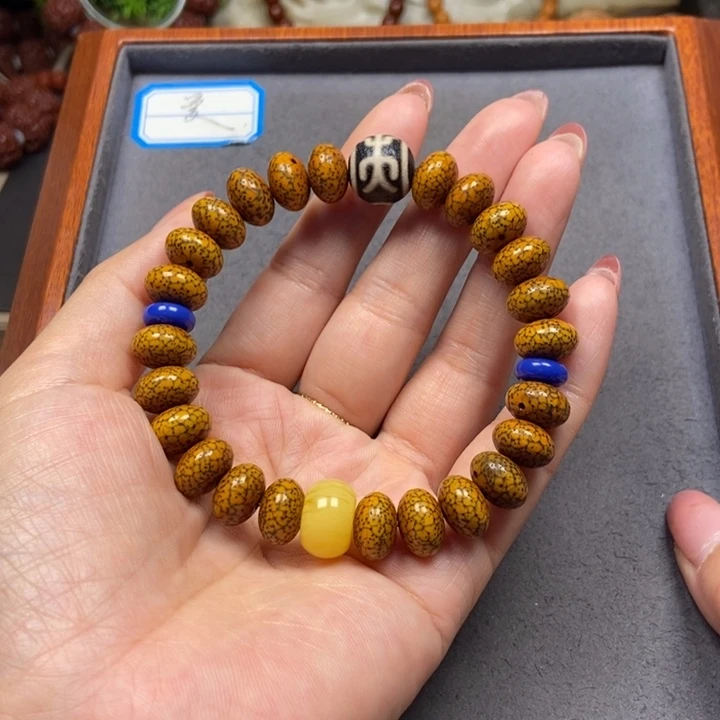 星月菩提吊坠菩提