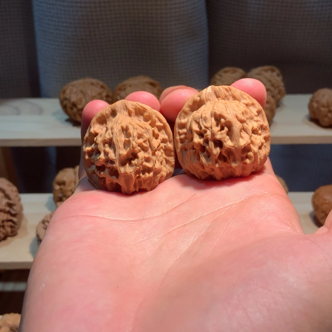 天地文玩核桃水尖39