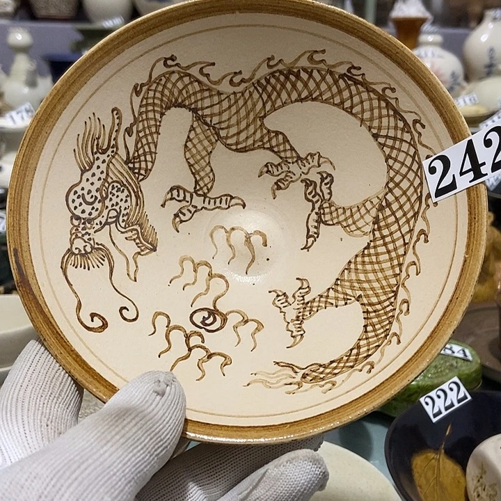 瓷片瓷器等艺术形式