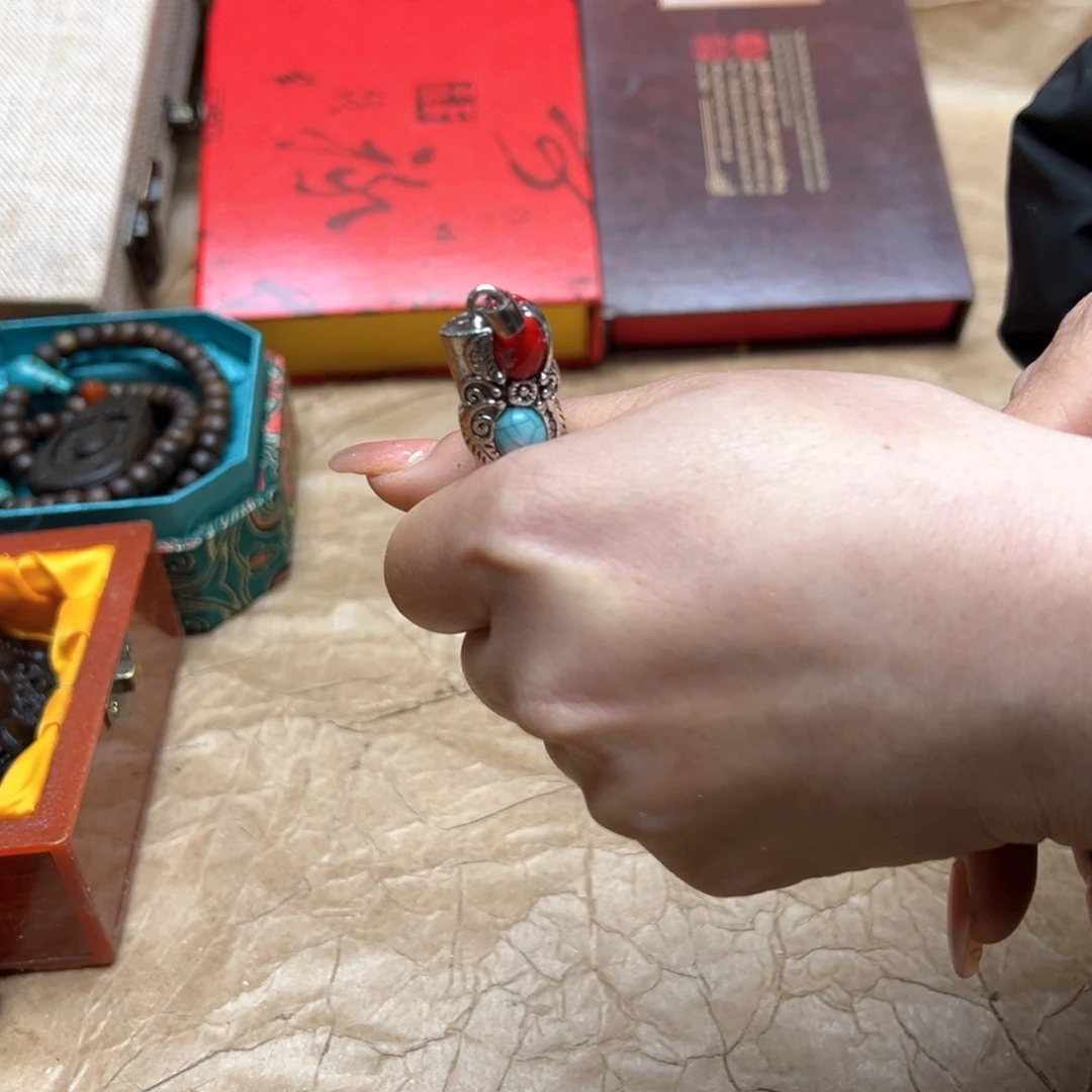 大叶紫檀（黑酸枝木类）