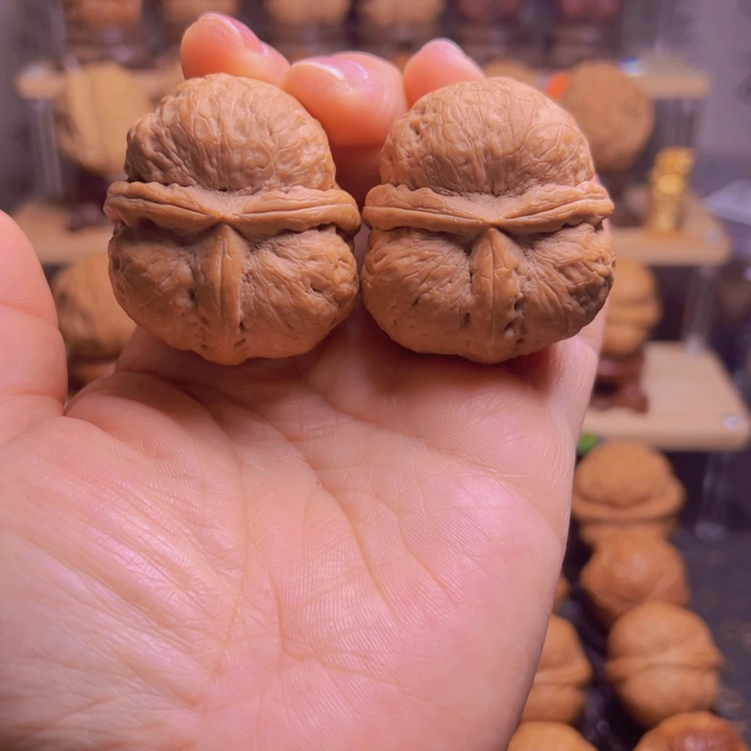 吊坠文玩核桃27w炸三45尺