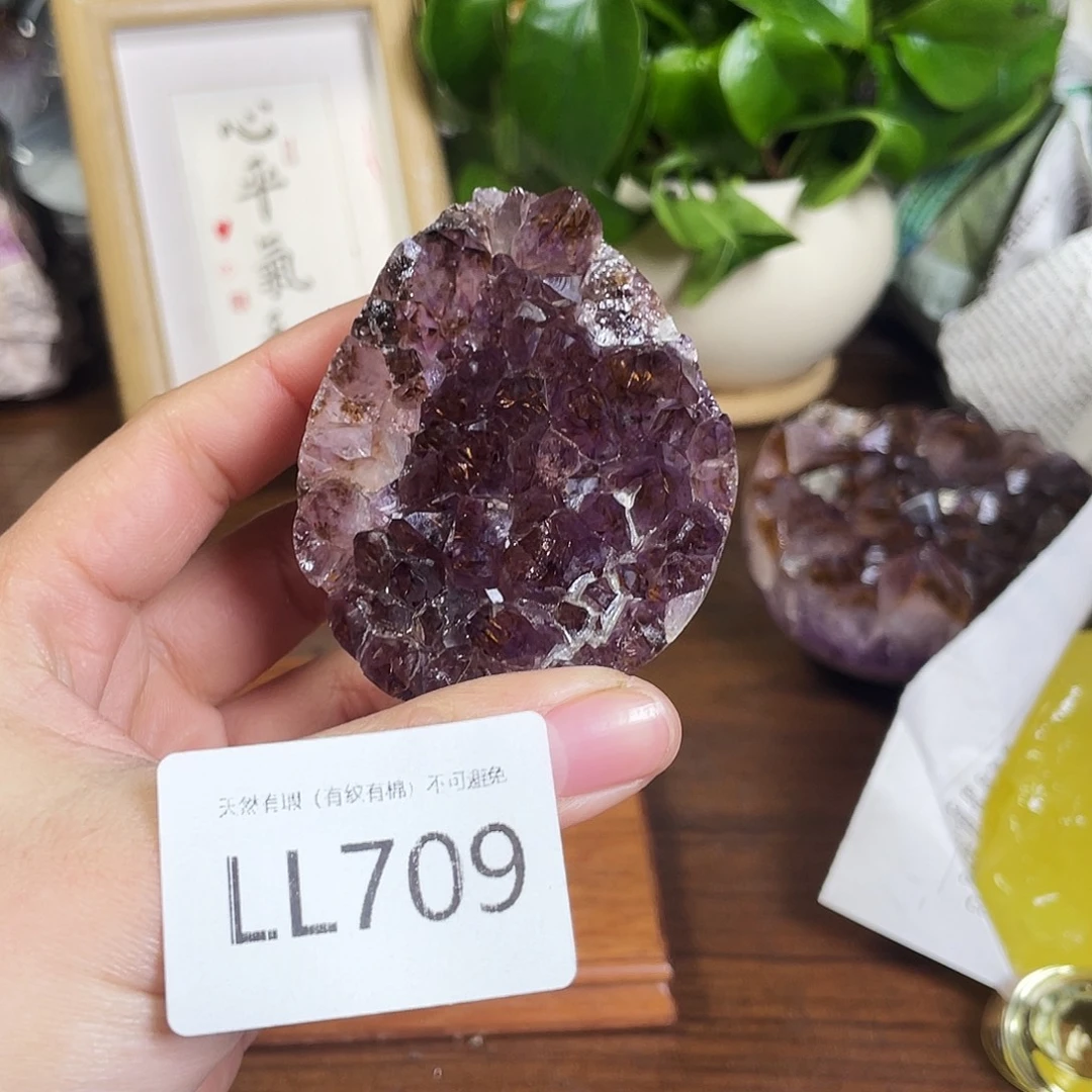 未镶嵌水晶大型摆件（非配饰）