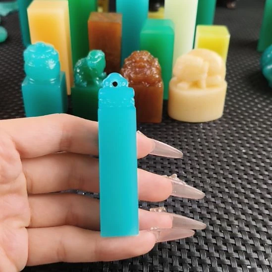 寿山石印石天空蓝如意钮