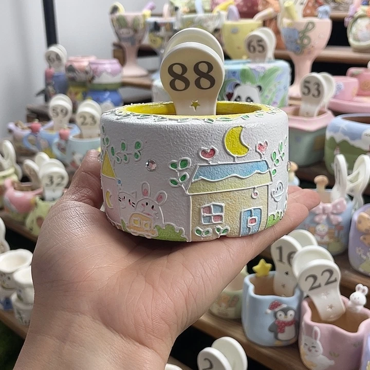 88…..手工手绘花盆