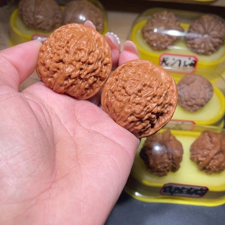 文玩核桃吊坠41莲花