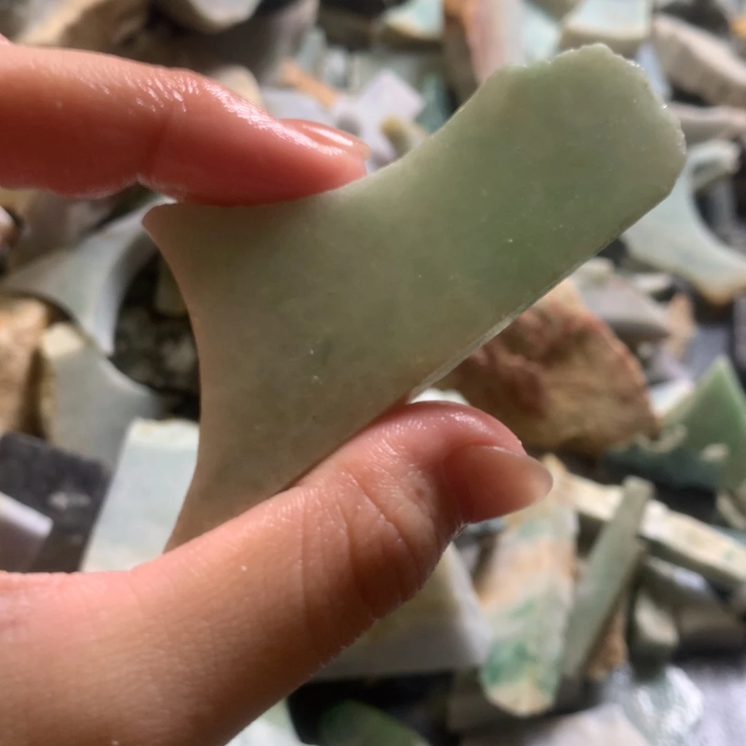 翡翠颈饰未镶嵌缅甸翡翠