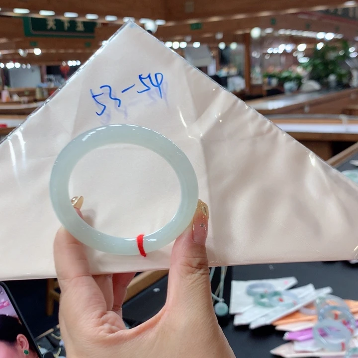 未镶嵌手镯翡翠买断