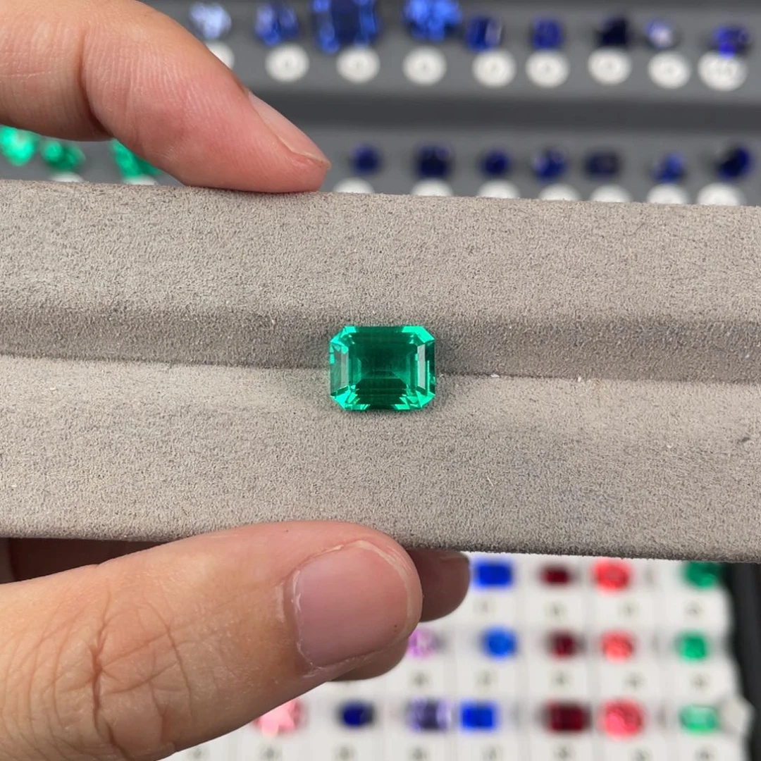 合成（培育）祖母绿裸石未镶嵌大*姐3.16ct